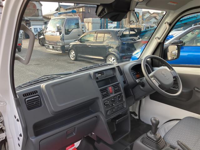 キャリイトラック KCエアコン・パワステ 届出済未使用車・禁煙車・ 7型 2WD 5F ホワイト(26U)スズキセーフティサポート パワーウィンドウ 衝突被害軽減システム クリアランスソナー レーンアシスト アイドリングストップ オートライト 三方開(52枚目)