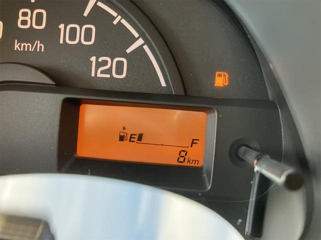 キャリイトラック KCエアコン・パワステ 届出済未使用車・禁煙車・ 7型 2WD 5F ホワイト(26U)スズキセーフティサポート パワーウィンドウ 衝突被害軽減システム クリアランスソナー レーンアシスト アイドリングストップ オートライト 三方開(58枚目)