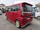 ハイブリッドＧＳ　届出済未使用車・禁煙車・　フェニックスレッドパール　社外１６インチアルミホイール／タイヤ　ローダウン　フロント／サイド／リア　フラップスポイラー　片側電動スライドドア　クリアランスソナー　オートクルーズコントロール（21枚目）