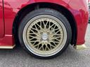 ハイブリッドＧＳ　届出済未使用車・禁煙車・　フェニックスレッドパール　社外１６インチアルミホイール／タイヤ　ローダウン　フロント／サイド／リア　フラップスポイラー　片側電動スライドドア　クリアランスソナー　オートクルーズコントロール（43枚目）