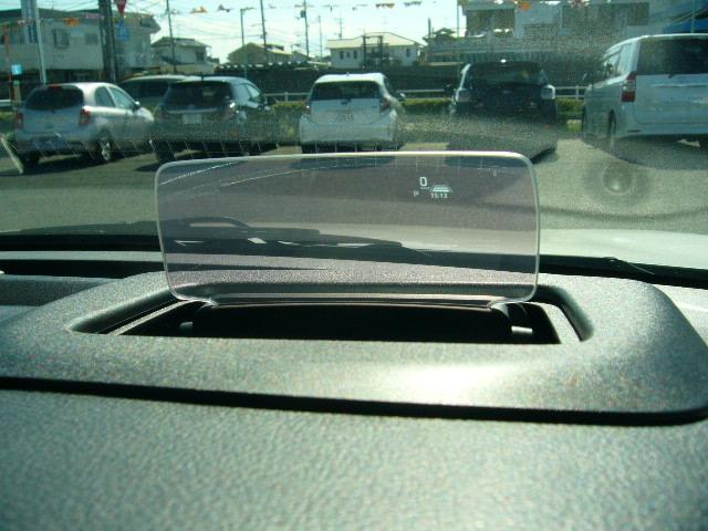 フロンクス ベースグレード　純正９インチナビ　全方位モニター　ＬＥＤヘッド　純正アルミ　衝突軽減ブレーキ　スマートキー　ハーフレザー　シートヒーター　パドルシフト　クルコン　ＥＴＣ　ワイヤレス充電器　ＵＳＢ　Ｂｌｕｅｔｏｏｔｈ（31枚目）