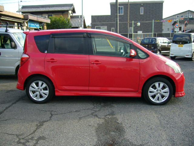 ラクティス Ｇ　Ｓパッケージ　社外フルセグメモリーナビ　バックカメラ　ＨＩＤ　純正１６アルミ　パドルシフト　キーレス　ウインカーミラー　ＡＢＳ　Ｗエアバッグ　プライバシーガラス　ドラレコ　ＥＴＣ　Ｂｌｕｅｔｏｏｔｈ　ＤＶＤ再生（5枚目）