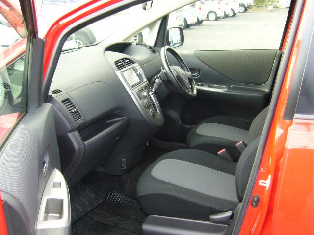 ラクティス Ｇ　Ｓパッケージ　社外フルセグメモリーナビ　バックカメラ　ＨＩＤ　純正１６アルミ　パドルシフト　キーレス　ウインカーミラー　ＡＢＳ　Ｗエアバッグ　プライバシーガラス　ドラレコ　ＥＴＣ　Ｂｌｕｅｔｏｏｔｈ　ＤＶＤ再生（10枚目）