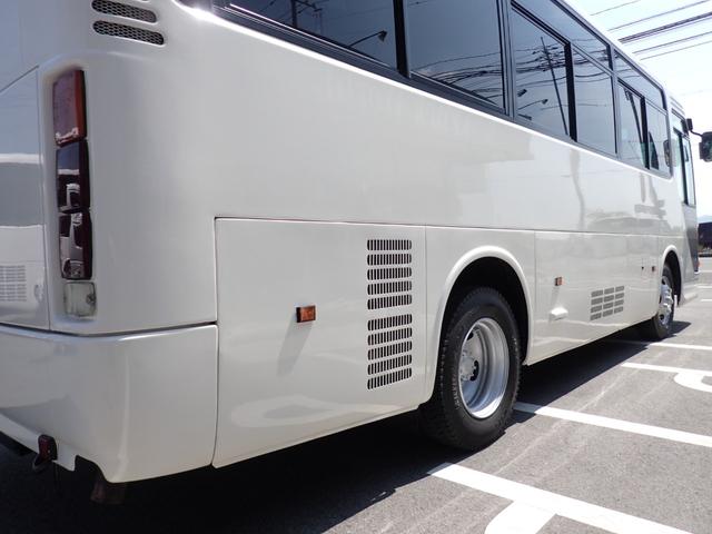 リエッセ ＡＴ　エアサス　電動スライドドア　バックカメラ　定員２９名　１８０馬力　ターボ車　総輪エアサス　電動スライドドア　バックカメラ　テレビ　冷蔵庫　モケットシート　カーテン　リクライニング　室内灯　後窓熱線　フォグランプ　ＤＶＤプレーヤー＋モニター　乗車定員２９名（21枚目）