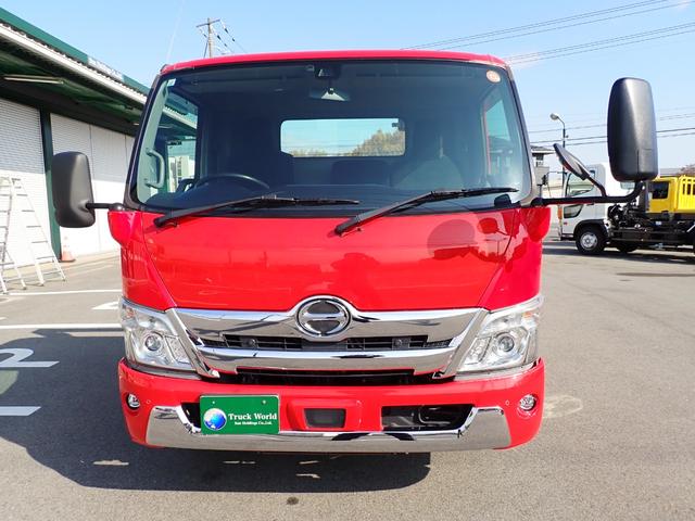 デュトロ キャリアカー（積載車・３ｔ積）　１８０馬力　令和１年式　極東　極東フラトップＺＥＲＯ（フルフラット型）　ハイグレード　油圧オートテールゲート　油圧ウインチ　ラジコン　電動パーキング　ナビ・ＴＶ（フルセグ）　Ｓミラー格納式　Ｓマーカーランプ　フォグランプ　ＥＴＣ（3枚目）