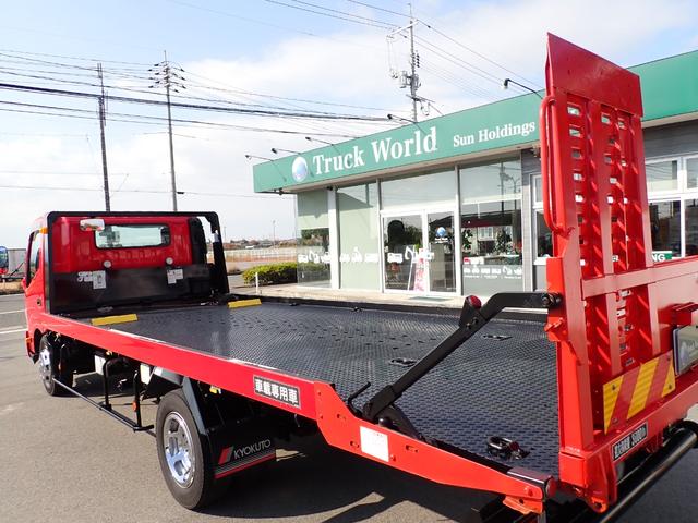 デュトロ キャリアカー（積載車・３ｔ積）　１８０馬力　令和１年式　極東　極東フラトップＺＥＲＯ（フルフラット型）　ハイグレード　油圧オートテールゲート　油圧ウインチ　ラジコン　電動パーキング　ナビ・ＴＶ（フルセグ）　Ｓミラー格納式　Ｓマーカーランプ　フォグランプ　ＥＴＣ（19枚目）