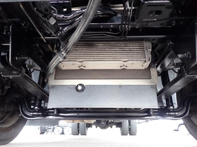 デュトロ キャリアカー（積載車・３ｔ積）　１８０馬力　令和１年式　極東　極東フラトップＺＥＲＯ（フルフラット型）　ハイグレード　油圧オートテールゲート　油圧ウインチ　ラジコン　電動パーキング　ナビ・ＴＶ（フルセグ）　Ｓミラー格納式　Ｓマーカーランプ　フォグランプ　ＥＴＣ（43枚目）