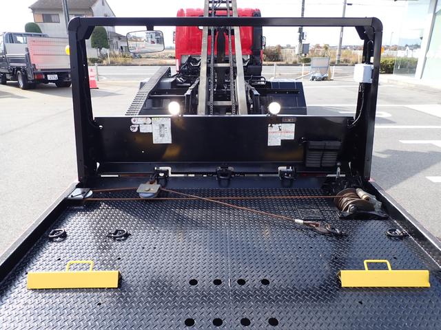 デュトロ キャリアカー（積載車・３ｔ積）　１８０馬力　令和１年式　極東　極東フラトップＺＥＲＯ（フルフラット型）　ハイグレード　油圧オートテールゲート　油圧ウインチ　ラジコン　電動パーキング　ナビ・ＴＶ（フルセグ）　Ｓミラー格納式　Ｓマーカーランプ　フォグランプ　ＥＴＣ（58枚目）