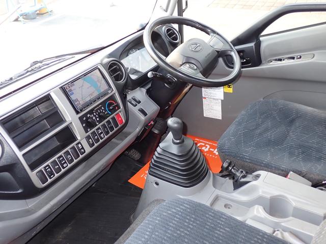 デュトロ キャリアカー（積載車・３ｔ積）　１８０馬力　令和１年式　極東　極東フラトップＺＥＲＯ（フルフラット型）　ハイグレード　油圧オートテールゲート　油圧ウインチ　ラジコン　電動パーキング　ナビ・ＴＶ（フルセグ）　Ｓミラー格納式　Ｓマーカーランプ　フォグランプ　ＥＴＣ（72枚目）