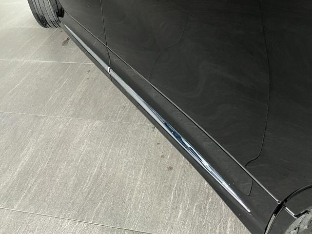 アルファード ２．５Ｓ　Ｃパッケージ　サンルーフ　モデリスタフルエアロ　モデリスタ２０インチＡＷ　ＪＢＬサウンド　リアエンター　デジタルインナーミラー　ＤＶＤデッキ　パークアシスト　ＢＳＭ　ＲＣＴＡ　スポーツマフラー（8枚目）