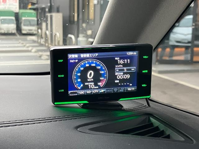 アルファード ２．５Ｓ　Ｃパッケージ　サンルーフ　モデリスタフルエアロ　モデリスタ２０インチＡＷ　ＪＢＬサウンド　リアエンター　デジタルインナーミラー　ＤＶＤデッキ　パークアシスト　ＢＳＭ　ＲＣＴＡ　スポーツマフラー（27枚目）