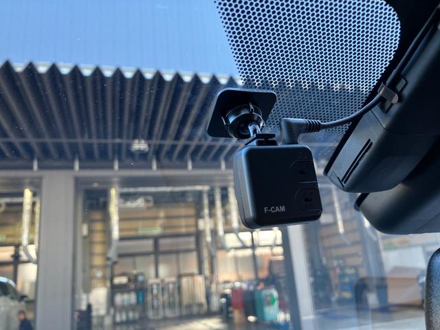 ＧＲヤリス ＲＺ　ハイパフォーマンス　ＧＲエアロ　マフラー　安全予防パッケージ　コンフォートパッケージ　６速ＭＴ　カラードキャリパー　ＪＢＬサウンド　シートヒーター　ハンドルヒーター　前後ドラレコ（19枚目）