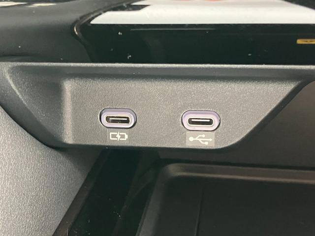 アルファード Ｚ　ムーンルーフ　ＪＢＬサウンド　リアエンター　パノラミックビュー　ユニバーサルステップ　アドバンスドパーク　デジタルインナーミラー　ドライブレコーダー（39枚目）