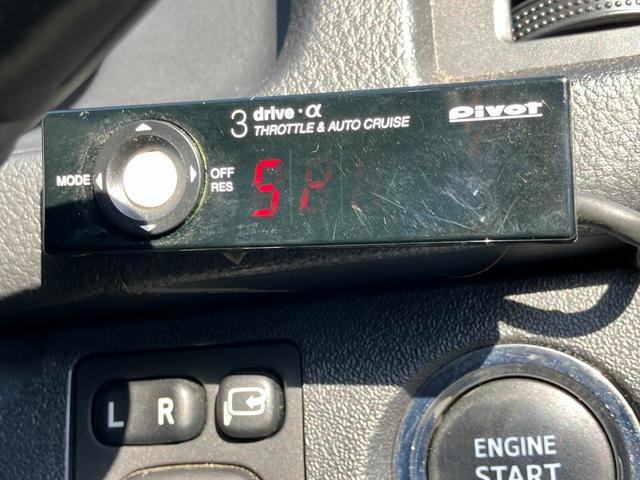 ハイエースバン スーパーGL ダークプライムII パノラミックビューモニター デジタルインナーミラー KENWOOD8インチナビ ベットキット カロッツェリアスピーカー クルーズコントロール 両側パワースライドドア TVキャンセラー(26枚目)