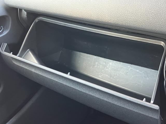 ハイエースバン スーパーGL ダークプライムII パノラミックビューモニター デジタルインナーミラー KENWOOD8インチナビ ベットキット カロッツェリアスピーカー クルーズコントロール 両側パワースライドドア TVキャンセラー(50枚目)