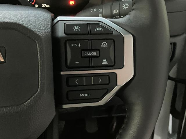 ランドクルーザー250 VX 丸目型Bi-BeamLEDヘッドランプ モデリスタガーニッシュ モデリスタフェンダーアーチ ドライバーモニター デジタルインナーミラー サンルーフ パノラミックビューモニター シートヒーター(32枚目)