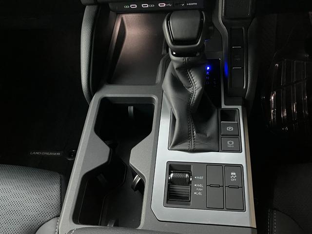 ランドクルーザー250 VX 丸目型Bi-BeamLEDヘッドランプ モデリスタガーニッシュ モデリスタフェンダーアーチ ドライバーモニター デジタルインナーミラー サンルーフ パノラミックビューモニター シートヒーター(50枚目)