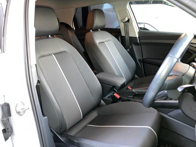 A1スポーツバック 25TFSI ワンオーナー ナビゲーションパッケージ コンビニエンス&アシスタンスPKG アドバンストキー リアビューカメラ シートヒーター ハイビームアシスト 前後ドラレコ ガラスフィルム(5枚目)