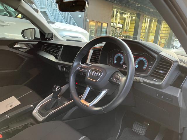 A1スポーツバック 25TFSI ワンオーナー ナビゲーションパッケージ コンビニエンス&アシスタンスPKG アドバンストキー リアビューカメラ シートヒーター ハイビームアシスト 前後ドラレコ ガラスフィルム(34枚目)