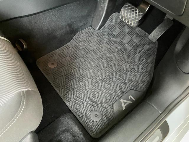 A1スポーツバック 25TFSI ワンオーナー ナビゲーションパッケージ コンビニエンス&アシスタンスPKG アドバンストキー リアビューカメラ シートヒーター ハイビームアシスト 前後ドラレコ ガラスフィルム(36枚目)
