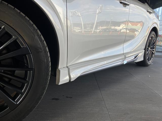 ＲＸ ＲＸ３５０ｈ　バージョンＬ　ワンオーナー　モデリスタフル　パノラマルーフ　デジタルインナーミラー　アドバンスドパーク　前後ドラレコ　３眼ＬＥＤ　パノラミックビュー　後席シートエアコン（5枚目）