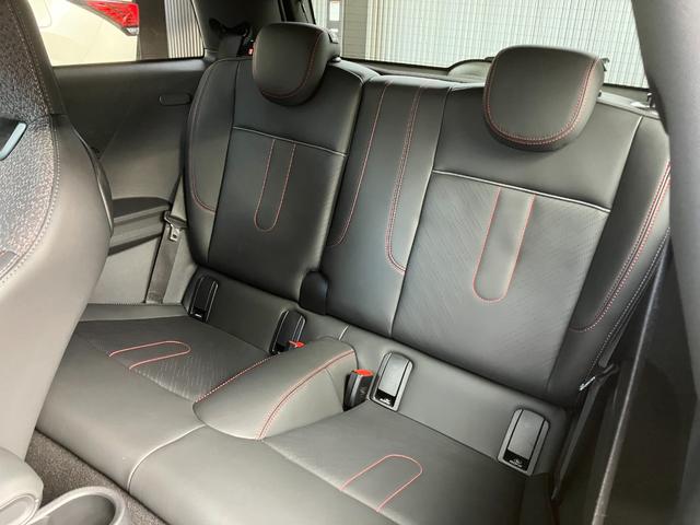 MINI ジョンクーパーワークス ジョンクーパーワークストリム 車高調 17インチアロイホイール 360°カメラ 有機ELディスプレイ ハーマンカードンサウンド ドライブレコーダー 専用マフラー 専用ブレーキ ドライバーアシスタンス(10枚目)