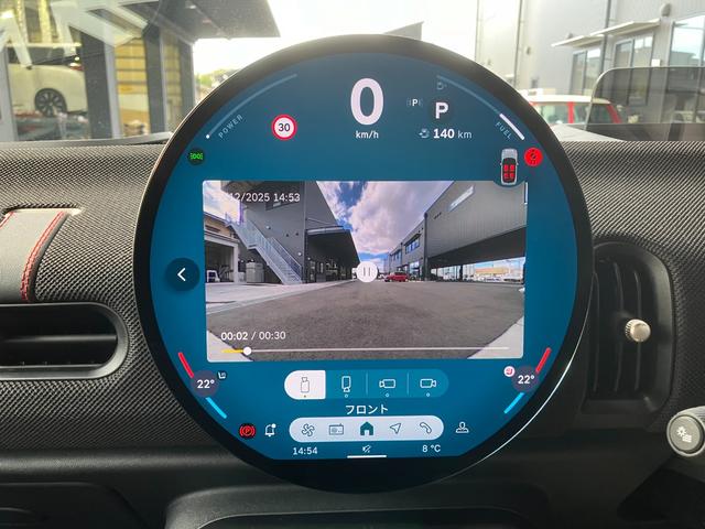 MINI ジョンクーパーワークス ジョンクーパーワークストリム 車高調 17インチアロイホイール 360°カメラ 有機ELディスプレイ ハーマンカードンサウンド ドライブレコーダー 専用マフラー 専用ブレーキ ドライバーアシスタンス(14枚目)