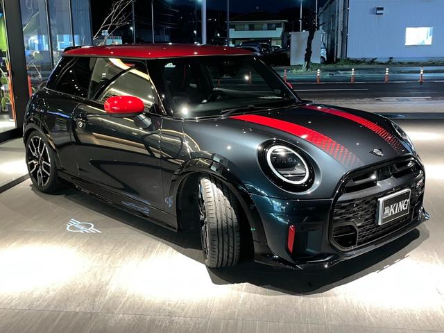 MINI ジョンクーパーワークス ジョンクーパーワークストリム 車高調 17インチアロイホイール 360°カメラ 有機ELディスプレイ ハーマンカードンサウンド ドライブレコーダー 専用マフラー 専用ブレーキ ドライバーアシスタンス(25枚目)