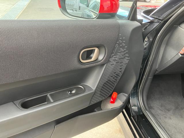 MINI ジョンクーパーワークス ジョンクーパーワークストリム 車高調 17インチアロイホイール 360°カメラ 有機ELディスプレイ ハーマンカードンサウンド ドライブレコーダー 専用マフラー 専用ブレーキ ドライバーアシスタンス(40枚目)