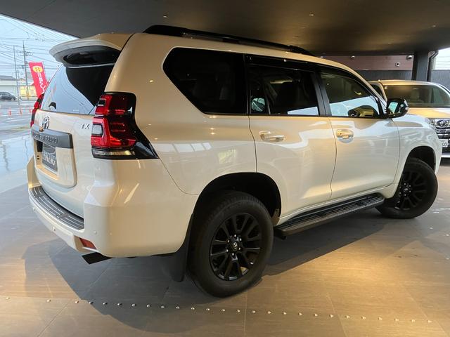 ランドクルーザープラド ＴＸ　Ｌパッケージ　マットブラックエディション　ワンオーナー　７人乗り　サンルーフ　ベージュ内装　パノラミックビュー　ＢＳＭ　ソナー　寒冷地　ルーフレール　シートヒーター　ベンチレーション　レーダークルーズ（50枚目）