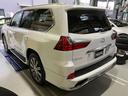 LX LX570 マークレビンソン モデリスタエアロ サンルーフ リアエンター  後席シートヒーター 後席エアシート クールボックス パノラミックビューモニター ヘッドアップディスプレイ 中古車画像_3