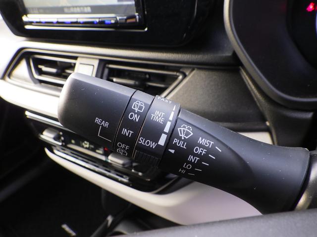 スイフト １．２ＸＧ　８インチナビ　ドライブレコーダー　ＥＴＣ　ＡＣＣ　デュアルセンサーブレーキサポートＩＩ　オートライト　プッシュスタート　シートヒーター　スズキセーフティーサポート　衝突被害軽減システム　横滑り防止機能　パーキングセンサー（前後）　Ｂｌｕｅｔｏｏｔｈ（5枚目）