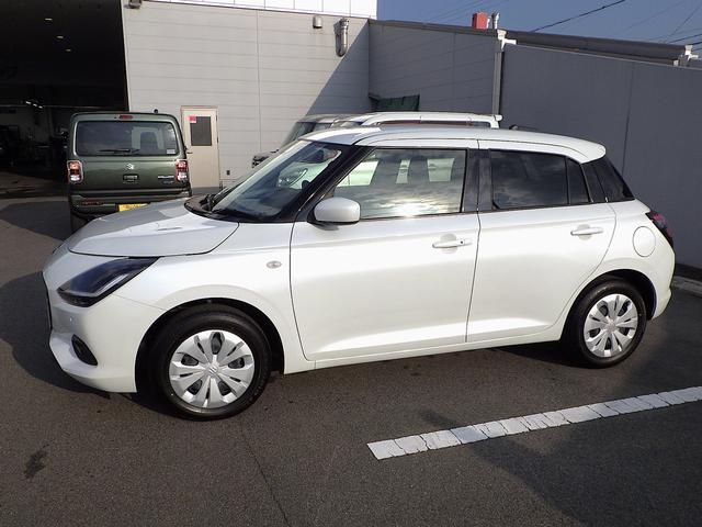 スイフト １．２ＸＧ　８インチナビ　ドライブレコーダー　ＥＴＣ　ＡＣＣ　デュアルセンサーブレーキサポートＩＩ　オートライト　プッシュスタート　シートヒーター　スズキセーフティーサポート　衝突被害軽減システム　横滑り防止機能　パーキングセンサー（前後）　Ｂｌｕｅｔｏｏｔｈ（39枚目）