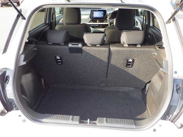 スイフト １．２ＸＧ　８インチナビ　ドライブレコーダー　ＥＴＣ　ＡＣＣ　デュアルセンサーブレーキサポートＩＩ　オートライト　プッシュスタート　シートヒーター　スズキセーフティーサポート　衝突被害軽減システム　横滑り防止機能　パーキングセンサー（前後）　Ｂｌｕｅｔｏｏｔｈ（41枚目）