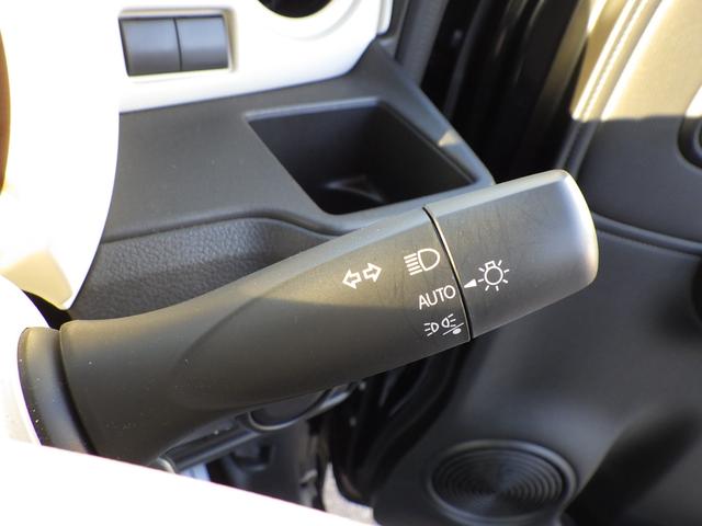 ワゴンＲスマイル Ｇ　２型　全方位カメラ　９インチナビ　ＥＴＣ　ドラレコ　Ｂｌｕｅｔｏｏｔｈ　オートライト　スライドドア　オートエアコン　スズキセーフティーサポート　デュアルカメラブレーキサポート　衝突被害軽減システム　横滑り防止機能　ステアリングスイッチ（4枚目）