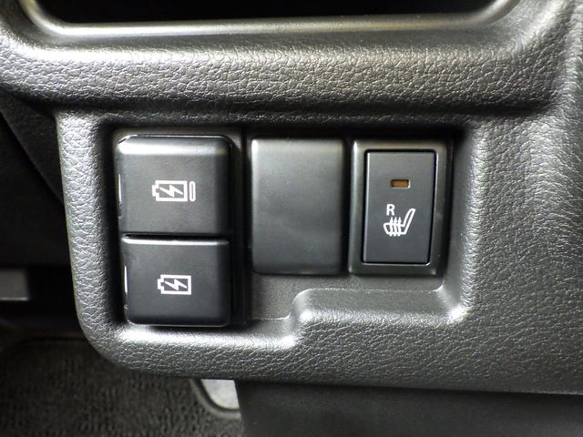 �^�]�Ȃɂ̓V�[�g�q�[�^�[�@�\�����Ă���܂��B�^�~�̉^�]���ۂ��ۂ��ɂȂ�܂��B������Ȃɂ͂������܂���B