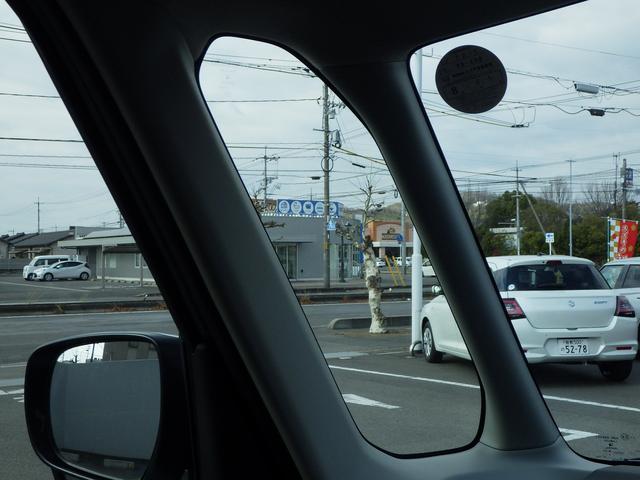 スペーシア ＨＹＢＲＩＤ　Ｇ　９インチナビ　マット　両側手動スライドドア　全方位カメラ　ＬＥＤ　オートライト　ハイビームアシスト　ＤＳＢＳＩＩ　パーキングセンサー（フロント・リヤ）　ステアリングスイッチ　プッシュスタート式エンジン　キーレス　スズキコネクト（59枚目）