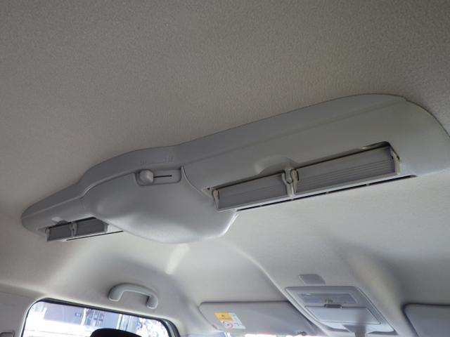 �O�Ȃƌ�Ȃ̉��x�������Ȃ�����u�X�����T�[�L�����[�^�[�v�t���ł��B�O�Ȃ���o�Ă���G�A�R���̕����ԓ��S�̂ɍs���ʂ�悤�ɏz�̕��𑗂��Ă���܂��B