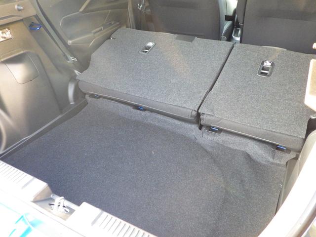 スイフト HYBRID MZ 9インチナビ 全方位モニター マット 電子パーキング・シートヒーター(運転席・助手席)・ブラインドスポットモニター・USB充電ソケット・アクセサリーソケット・ステアリングオーディオスイッチ・パドルシフト・ドライバーモニタリングシステム(32枚目)