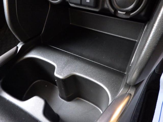 スイフト HYBRID MZ 9インチナビ 全方位モニター マット 電子パーキング・シートヒーター(運転席・助手席)・ブラインドスポットモニター・USB充電ソケット・アクセサリーソケット・ステアリングオーディオスイッチ・パドルシフト・ドライバーモニタリングシステム(54枚目)