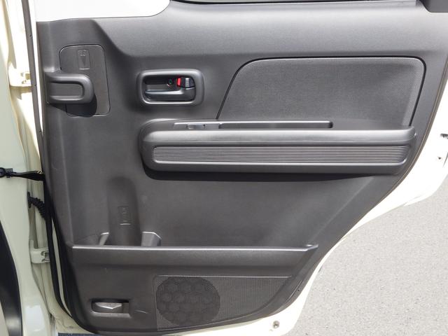 ���S���q�Ȃ�ł͂̑����I�����h�A�����ɃA���u�����z���_�[���������܂��B���Ăĕۊǂ��邱�Ƃ��ł���̂ŏꏊ��]���Ɏ�邱�Ƃ�����܂���B