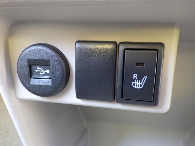 �^�]�Ȃɂ̓V�[�g�q�[�^�[�@�\�����Ă���܂��B�^�~�̉^�]���ۂ��ۂ��ɂȂ�܂��B