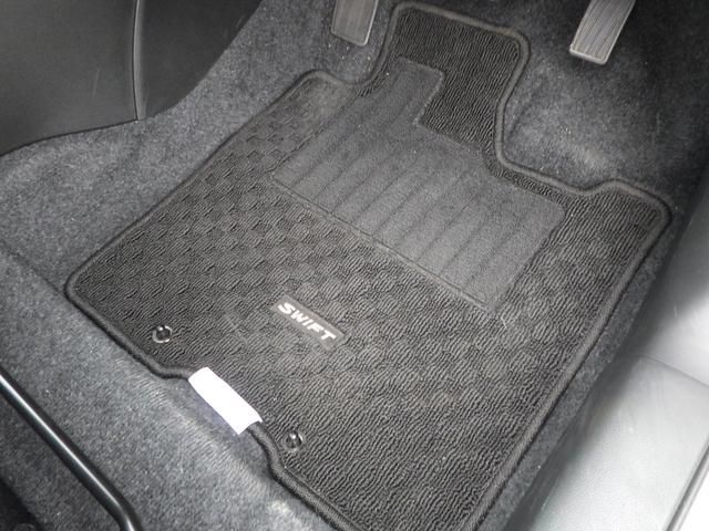 スイフト HYBRID MZ 9インチナビ 全方位モニター マット 電子パーキング・シートヒーター(運転席・助手席)・ブラインドスポットモニター・USB充電ソケット・アクセサリーソケット・ステアリングオーディオスイッチ・パドルシフト・ドライバーモニタリングシステム(5枚目)