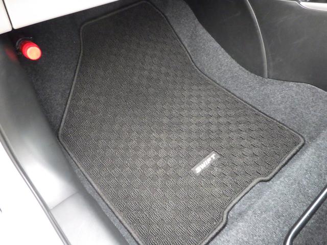 スイフト HYBRID MZ 9インチナビ 全方位モニター マット 電子パーキング・シートヒーター(運転席・助手席)・ブラインドスポットモニター・USB充電ソケット・アクセサリーソケット・ステアリングオーディオスイッチ・パドルシフト・ドライバーモニタリングシステム(6枚目)
