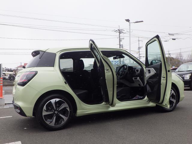 スイフト HYBRID MZ 9インチナビ 全方位モニター マット 電子パーキング・シートヒーター(運転席・助手席)・ブラインドスポットモニター・USB充電ソケット・アクセサリーソケット・ステアリングオーディオスイッチ・パドルシフト・ドライバーモニタリングシステム(29枚目)