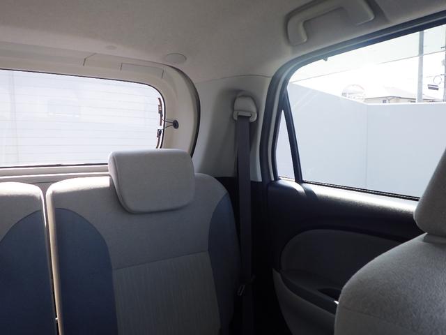 �����t�F���_�[���ꕔ�K���X�ɂȂ��Ă���܂��B