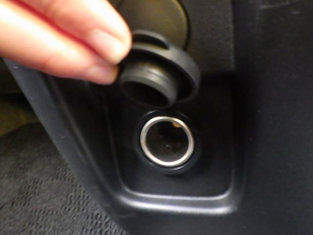 �s�̂̃P�[�u���E�p�i���g�p����Όg�т̏[�d���\�ł��B