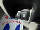ＰＡリミテッド　６型　ラジオ　手動スライドドア　パートタイム４ＷＤ　純正ラジオ　キーレスエントリー　パワーウィンドウ（フロントのみ）　オートライト　ハロゲンヘッドライト　リヤセンサー　アイドリングストップ　ＵＳＢ電源ソケット　マニュアルエアコン（20枚目）