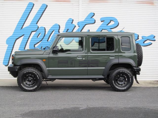 �{�f�B�[�J���[�́��W�����O���O���[���Q��