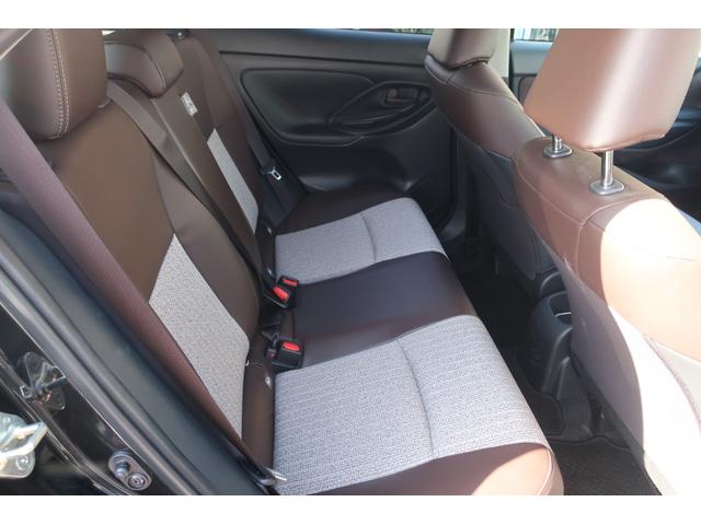 ヤリスクロス ハイブリッドＺ　ワンオーナー／禁煙車／記録簿／Ｔコネクトナビ・ＢＴ・ＵＳＢ／パノラミックビュー／衝突被害軽減／障害物センサー／ＨＵＤ／ＲＣＴＡ／シート・ハンドルヒーター／パワーシート／ＥＴＣ／ＬＥＤ／スマートキ－（16枚目）